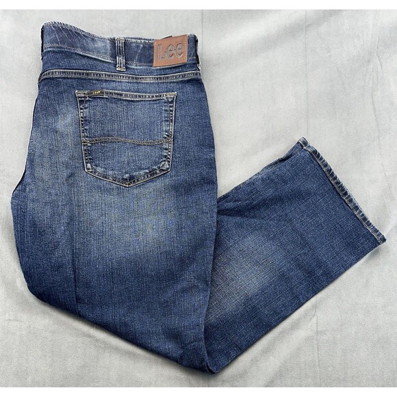 Lee Jeans Mens 48x30 Blue Extreme Motion Straight Fit Tapered Leg Stretch Denim - Picture 1 of 10